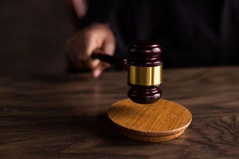 Adwokat nieletniego – skuteczna pomoc prawna dla rodzin